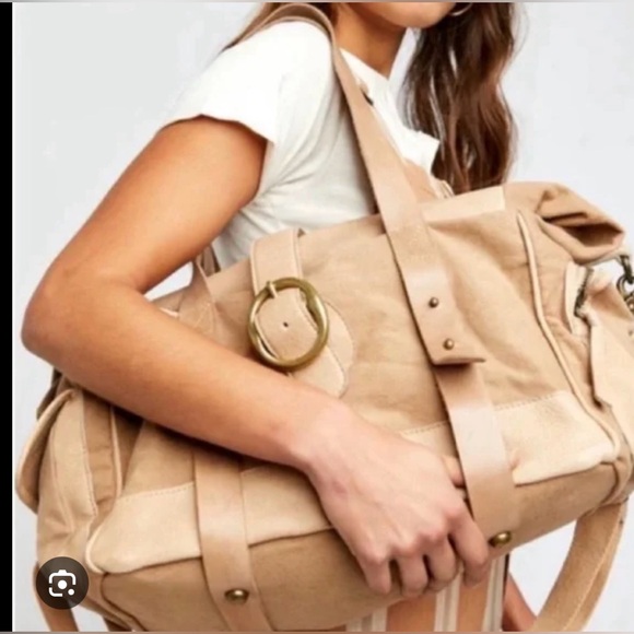 NWT Free People Cape Canvas Tote in Tea Stain - Picture 1 of 10